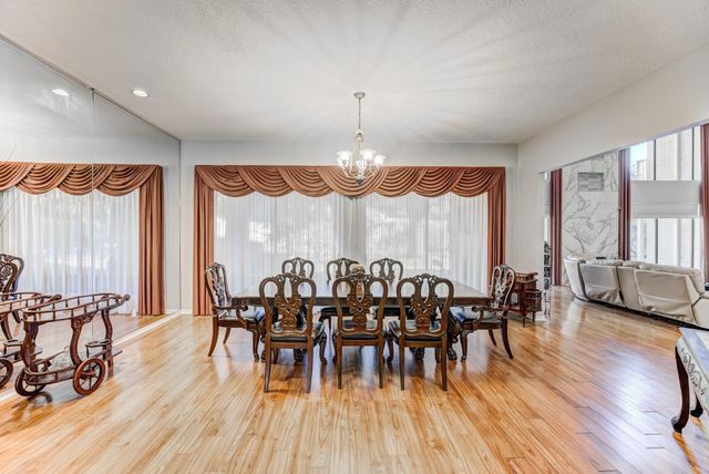 12007 Lakeway Court, Houston, TX 77071