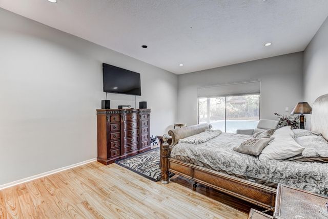 12007 Lakeway Court, Houston, TX 77071