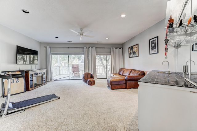 12007 Lakeway Court, Houston, TX 77071