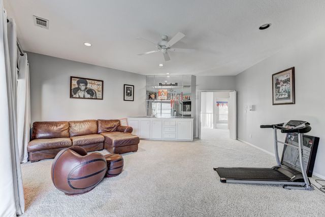 12007 Lakeway Court, Houston, TX 77071