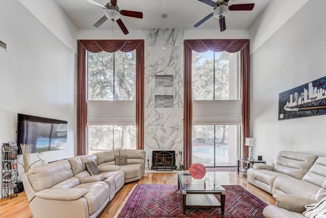 12007 Lakeway Court, Houston, TX 77071