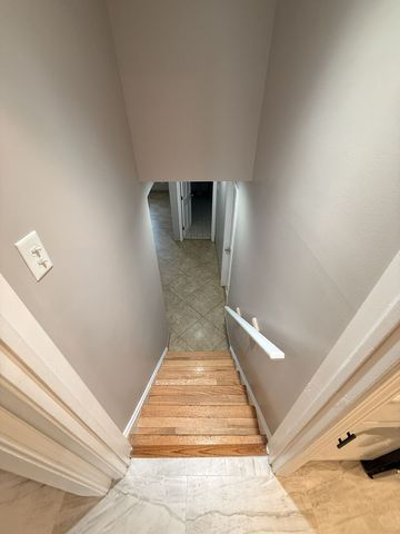 9109 Parkside Avenue 1, Morton Grove, IL 60053