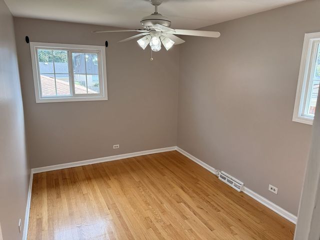 9109 Parkside Avenue 1, Morton Grove, IL 60053