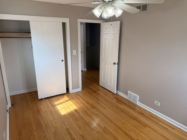 9109 Parkside Avenue 1, Morton Grove, IL 60053