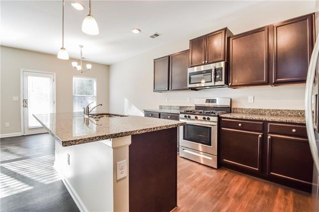 4995 Rapahoe Trail, Atlanta, GA 30349