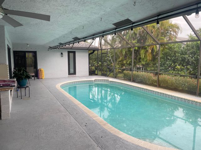 11884 NW 2nd Court, Coral Springs, FL 33071