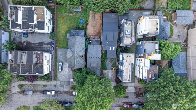312 26th Avenue S, Seattle, WA 98144