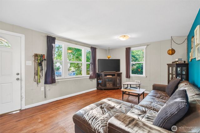 312 26th Avenue S, Seattle, WA 98144