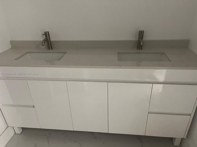 4226 SW 87th Ter, Davie, FL 33328