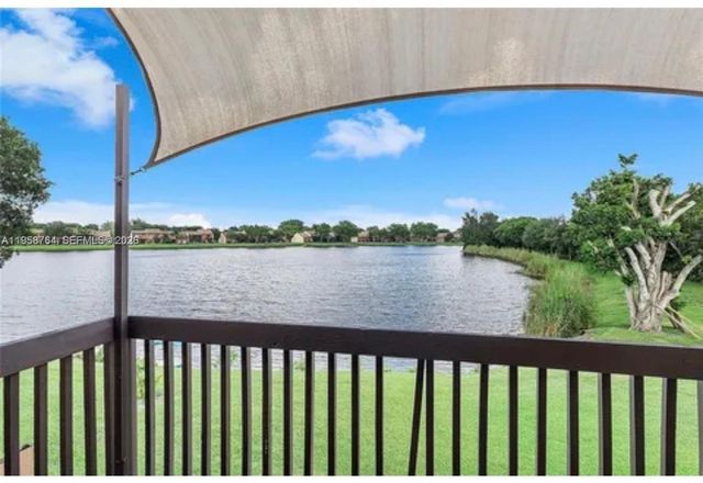 4226 SW 87th Ter, Davie, FL 33328