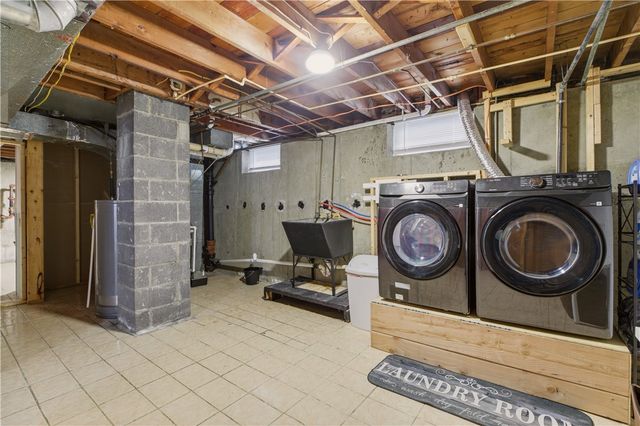 12 Roosevelt Street, North Providence, RI 02904