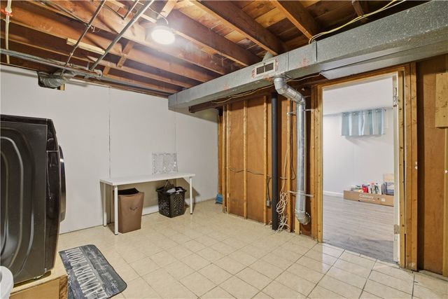 12 Roosevelt Street, North Providence, RI 02904