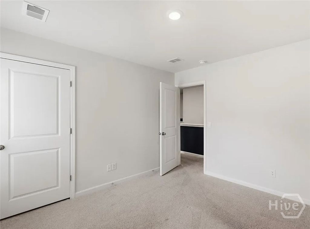 Image 18 of property listing at 641 Timberland Circle Circle, Richmond Hill, GA 31324