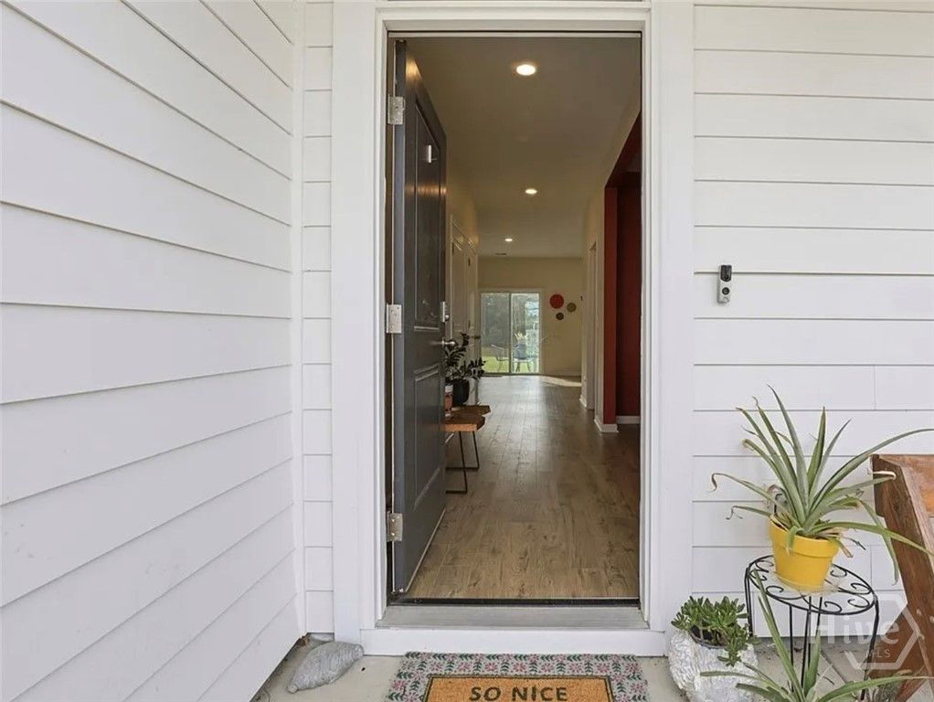 Image 3 of property listing at 641 Timberland Circle Circle, Richmond Hill, GA 31324