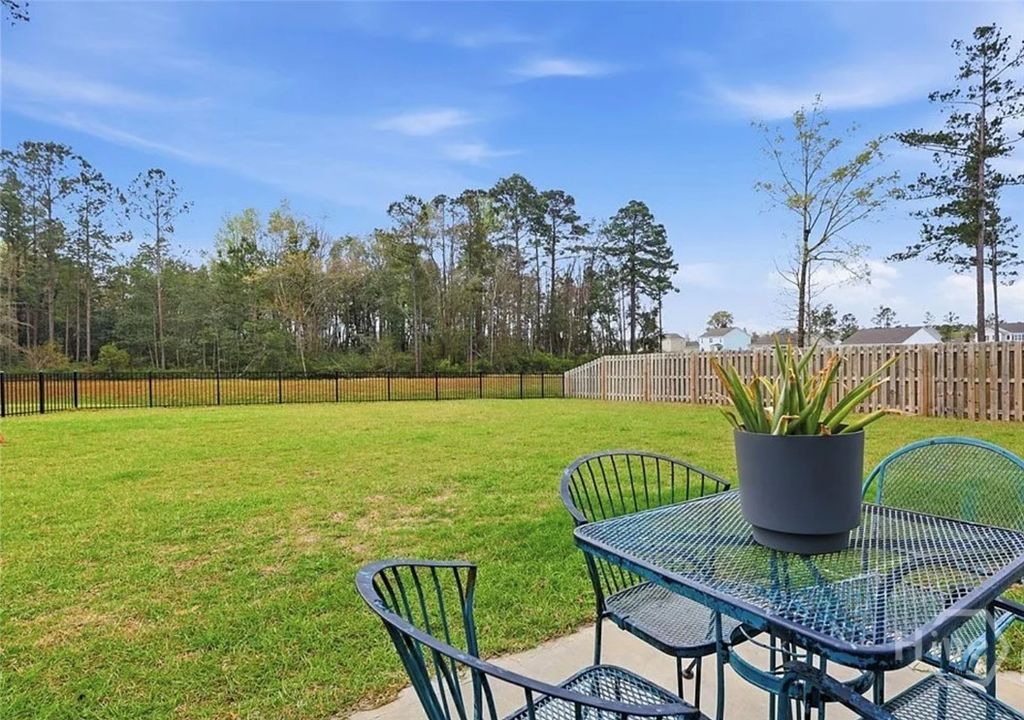 Image 36 of property listing at 641 Timberland Circle Circle, Richmond Hill, GA 31324