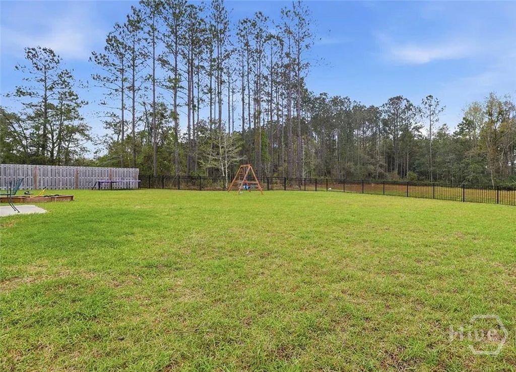 Image 37 of property listing at 641 Timberland Circle Circle, Richmond Hill, GA 31324