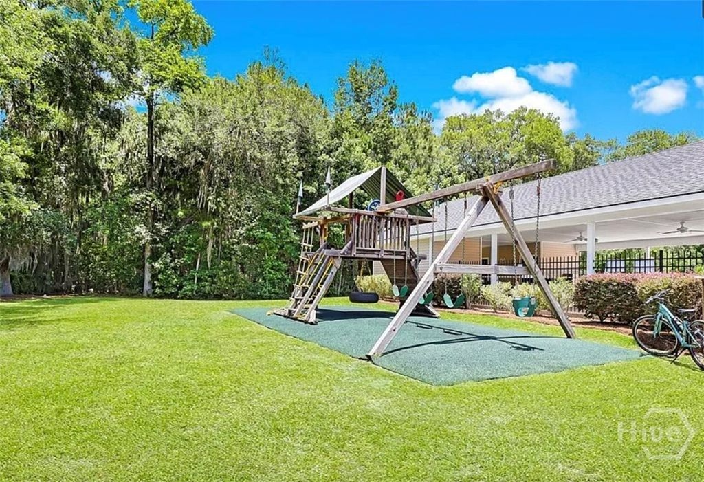 Image 38 of property listing at 641 Timberland Circle Circle, Richmond Hill, GA 31324