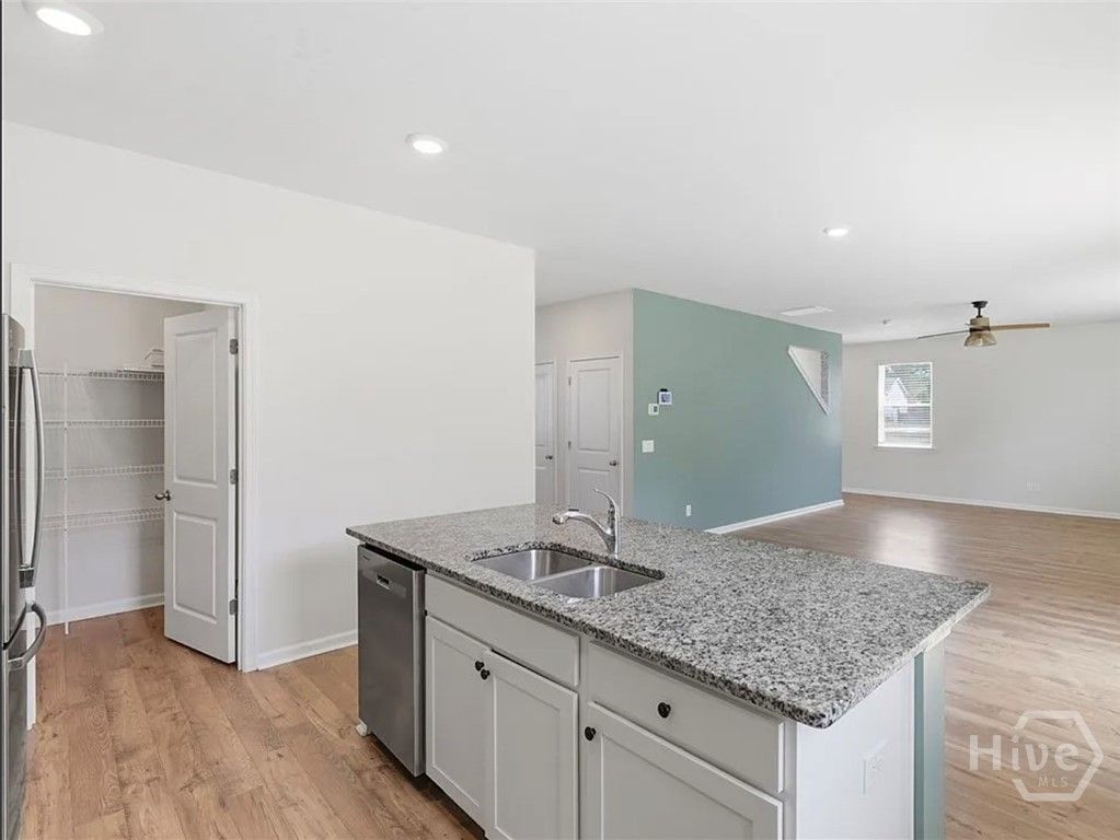 Image 9 of property listing at 641 Timberland Circle Circle, Richmond Hill, GA 31324