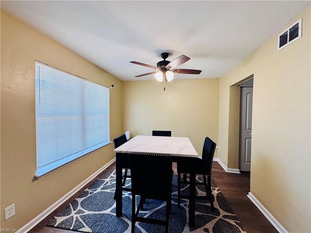 2638 King CT, Chesapeake, VA 23324