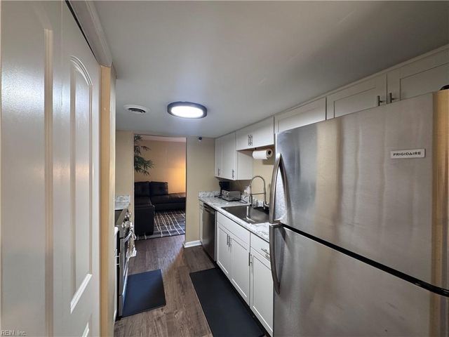 2638 King CT, Chesapeake, VA 23324