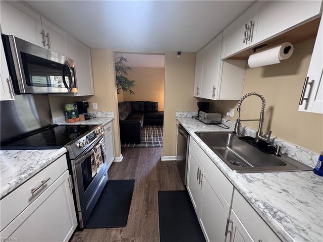 2638 King CT, Chesapeake, VA 23324