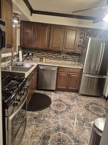 19210 Elm Drive 153, Country Club Hills, IL 60478