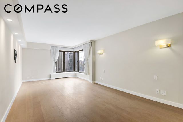 200 Central Park S Apt 35A, New York City, NY 10019