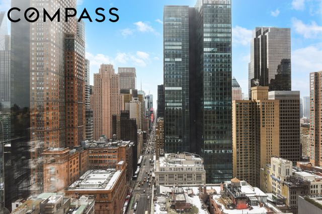 200 Central Park S Apt 35A, New York City, NY 10019