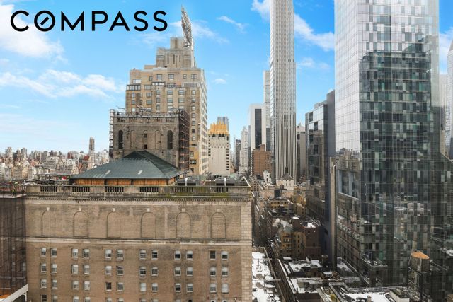 200 Central Park S Apt 35A, New York City, NY 10019