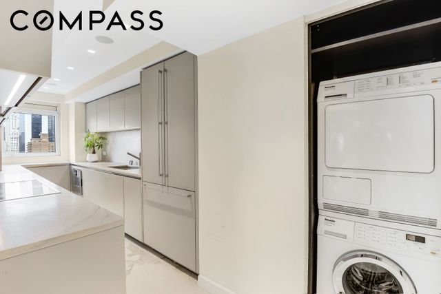 200 Central Park S Apt 35A, New York City, NY 10019