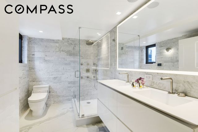 200 Central Park S Apt 35A, New York City, NY 10019