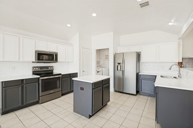 1809 Millbrook Drive, Midlothian, TX 76065
