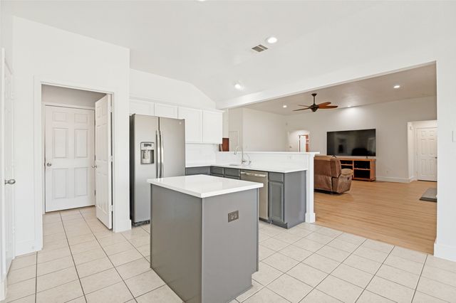1809 Millbrook Drive, Midlothian, TX 76065