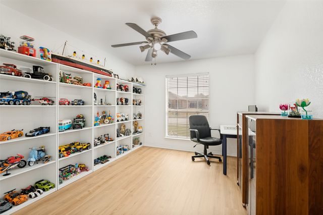 1809 Millbrook Drive, Midlothian, TX 76065