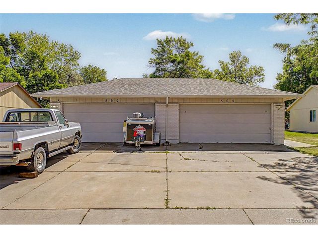 562 Jocelyn Dr, Loveland, CO 80537