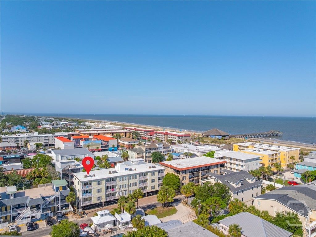 Image 30 of property listing at 18 Silver Avenue 1, Tybee Island, GA 31328