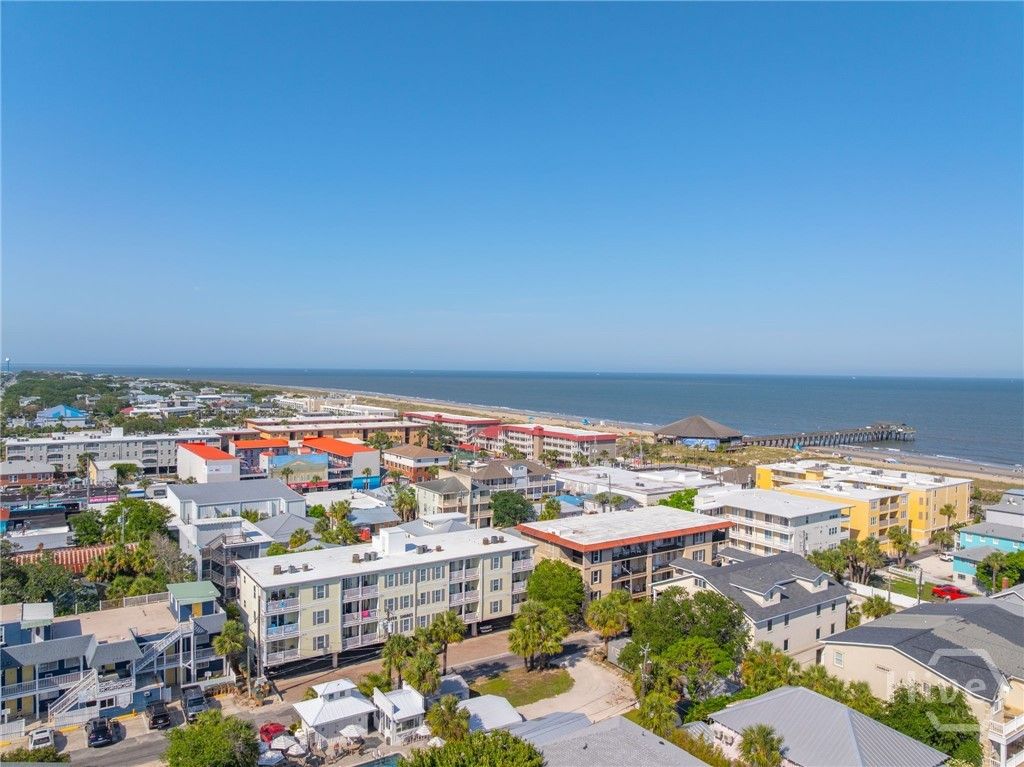 Image 32 of property listing at 18 Silver Avenue 1, Tybee Island, GA 31328