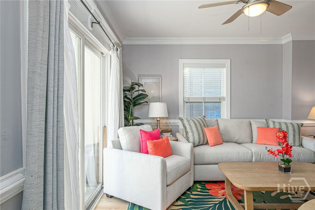 Image 6 of property listing at 18 Silver Avenue 1, Tybee Island, GA 31328