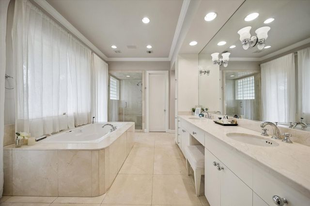 2102 Mcclendon Street, Houston, TX 77030