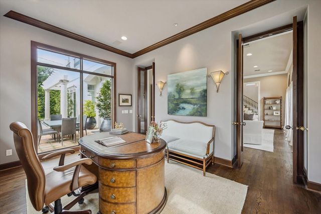 2102 Mcclendon Street, Houston, TX 77030