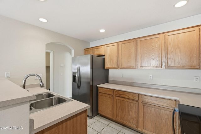 6782 W ROWEL Road, Peoria, AZ 85383