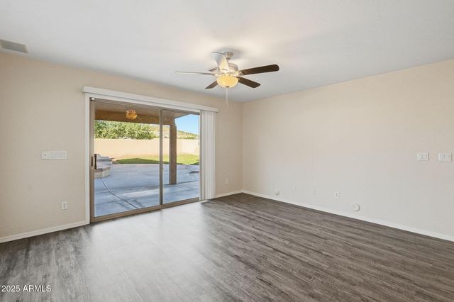 6782 W ROWEL Road, Peoria, AZ 85383