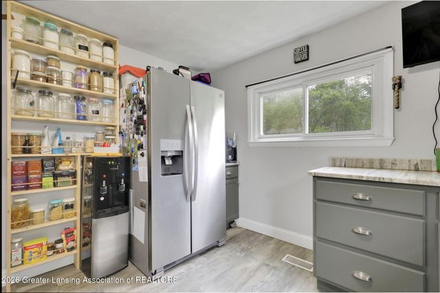6352 Porter Avenue, East Lansing, MI 48823