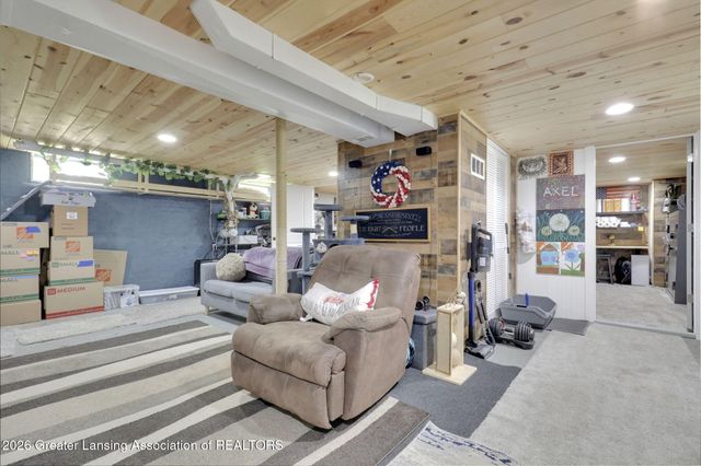 6352 Porter Avenue, East Lansing, MI 48823
