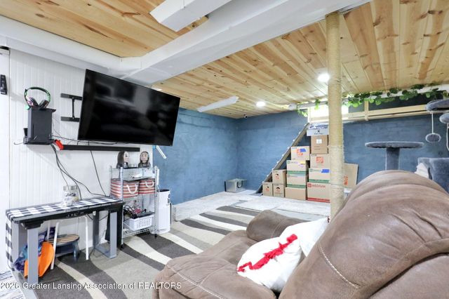6352 Porter Avenue, East Lansing, MI 48823