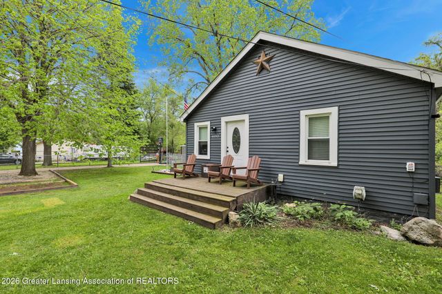 6352 Porter Avenue, East Lansing, MI 48823