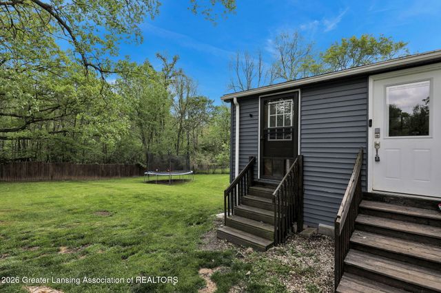6352 Porter Avenue, East Lansing, MI 48823
