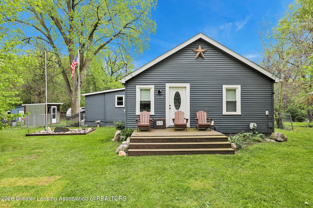 6352 Porter Avenue, East Lansing, MI 48823