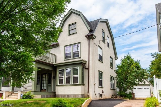 786 Lake St, Newark City, NJ 07104