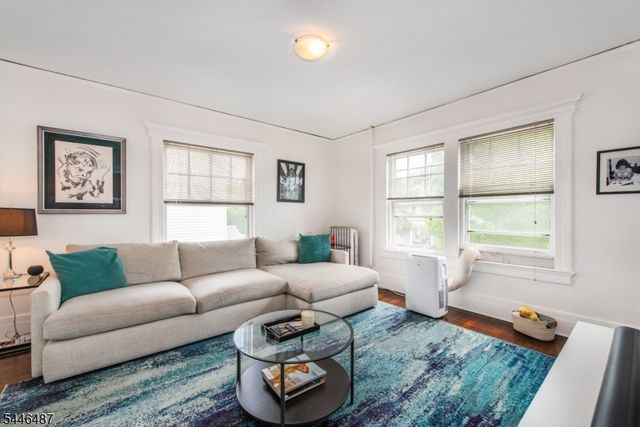 786 Lake St, Newark City, NJ 07104